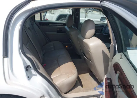 2009 Lincoln Town Car Signature Limited from USA, damaged, VIN 2LNHM82V89X631457